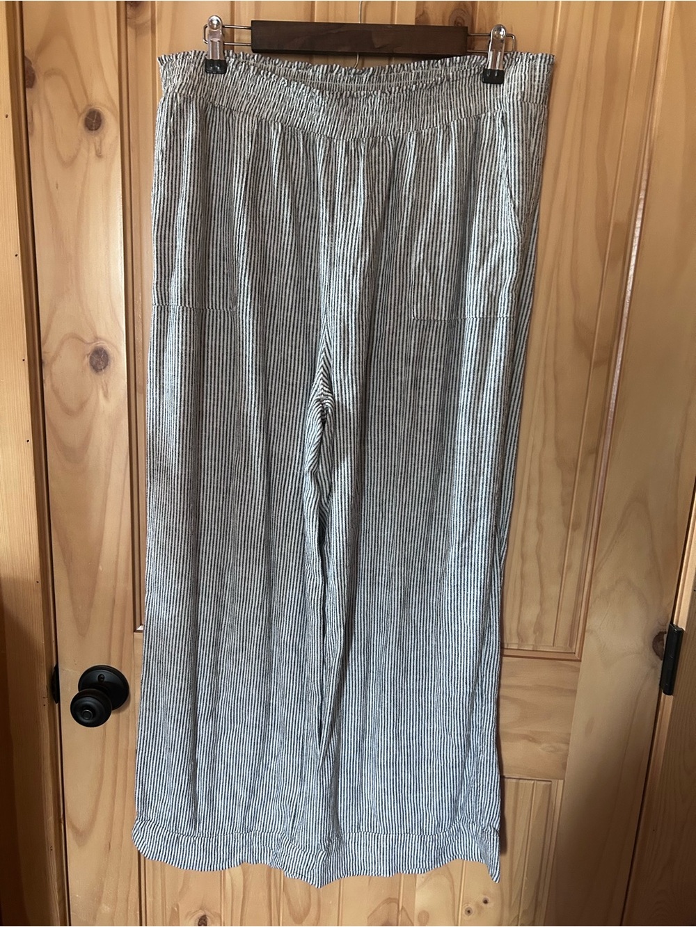 Time and Tru Gray and White Striped Wide Leg Pants